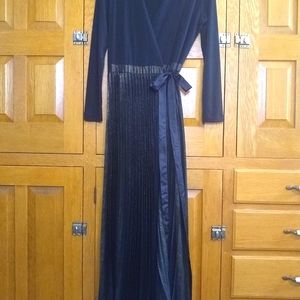 LuLaRoe elegant DeAnne NWOT black & gold metallic pleated wrap maxi dress